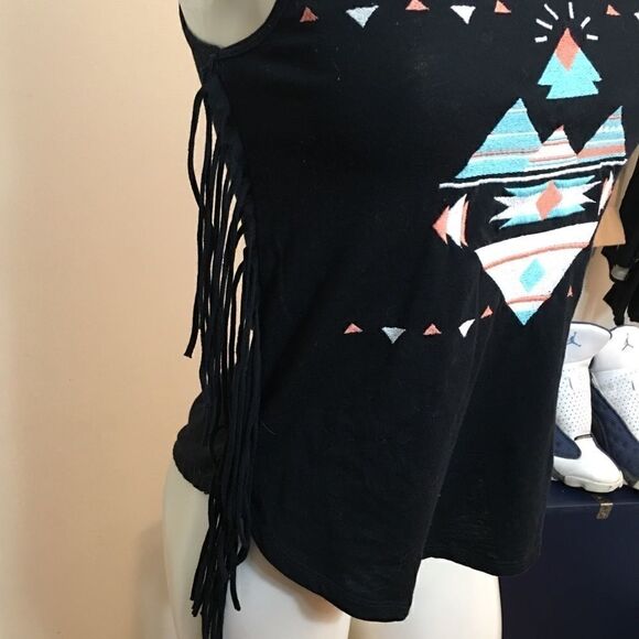 Hollister side fringe tank! Soft comfy - Picture 2 of 4